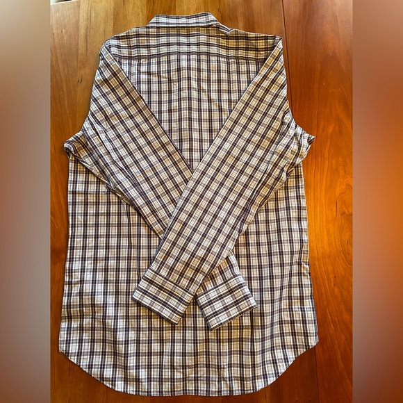 Banana Republic Non Iron Slim Fit Button Down Shirt - Picture 4 of 7